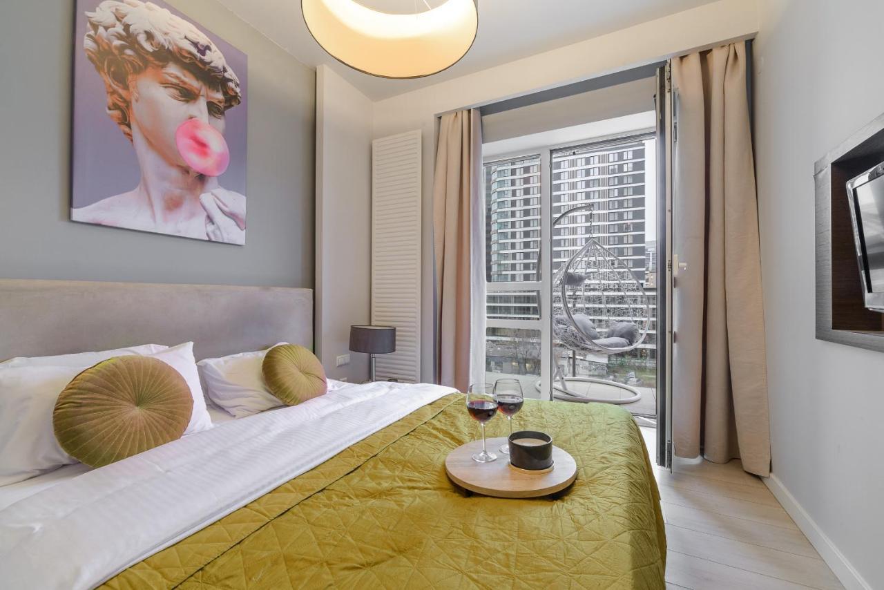 Luxury Apartments In Platinum Tower วอร์ซอ ภายนอก รูปภาพ