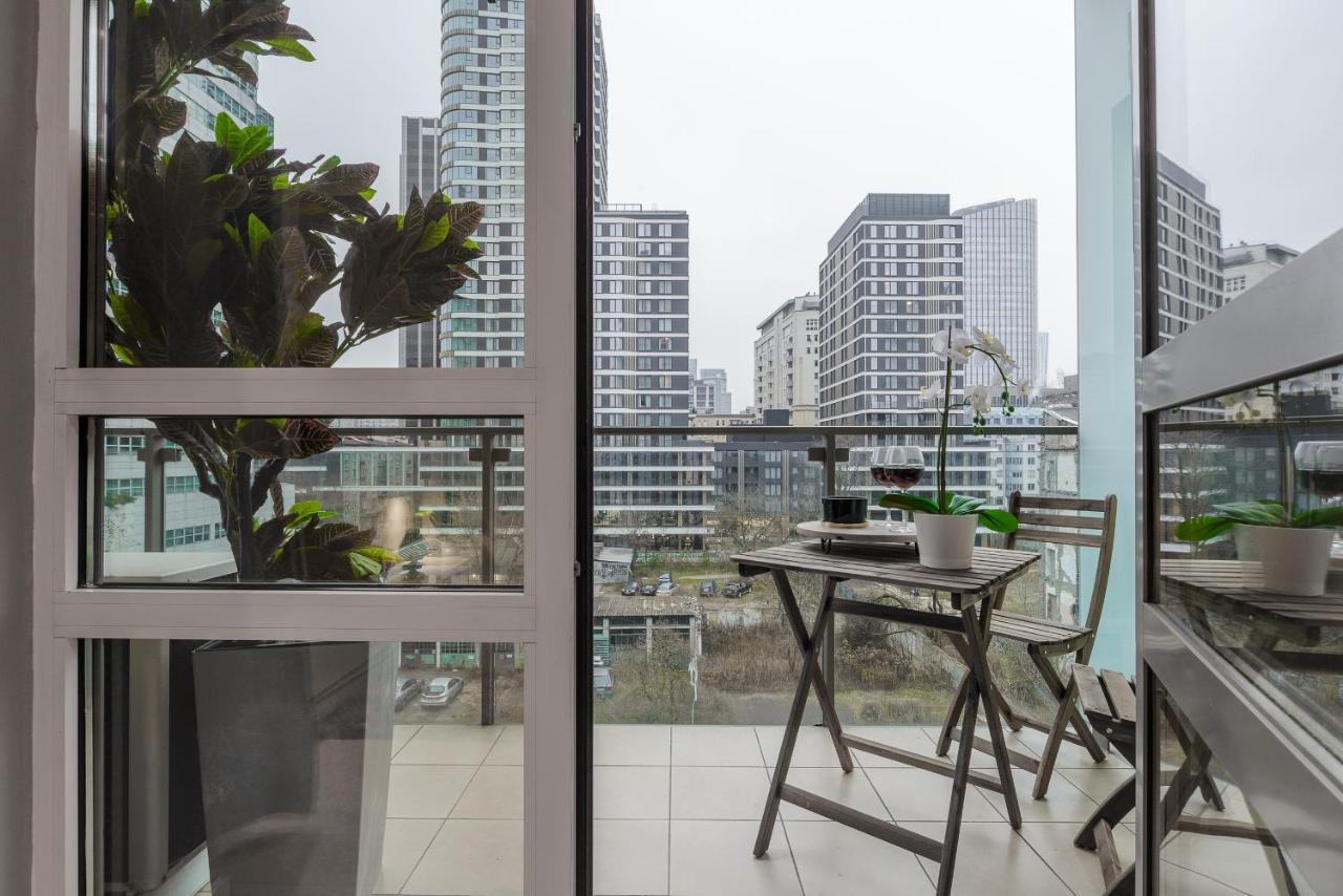 Luxury Apartments In Platinum Tower วอร์ซอ ภายนอก รูปภาพ
