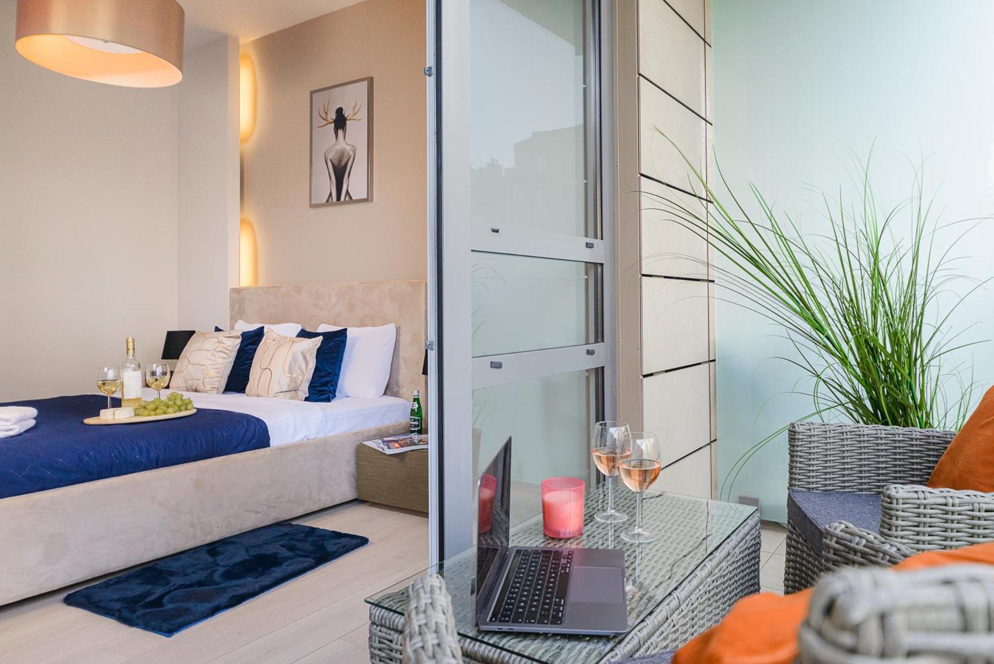 Luxury Apartments In Platinum Tower วอร์ซอ ภายนอก รูปภาพ
