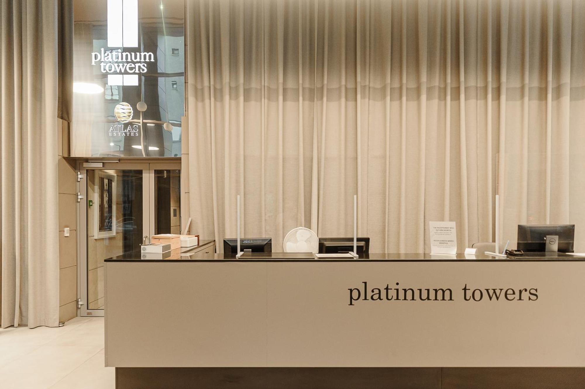 Luxury Apartments In Platinum Tower วอร์ซอ ภายนอก รูปภาพ