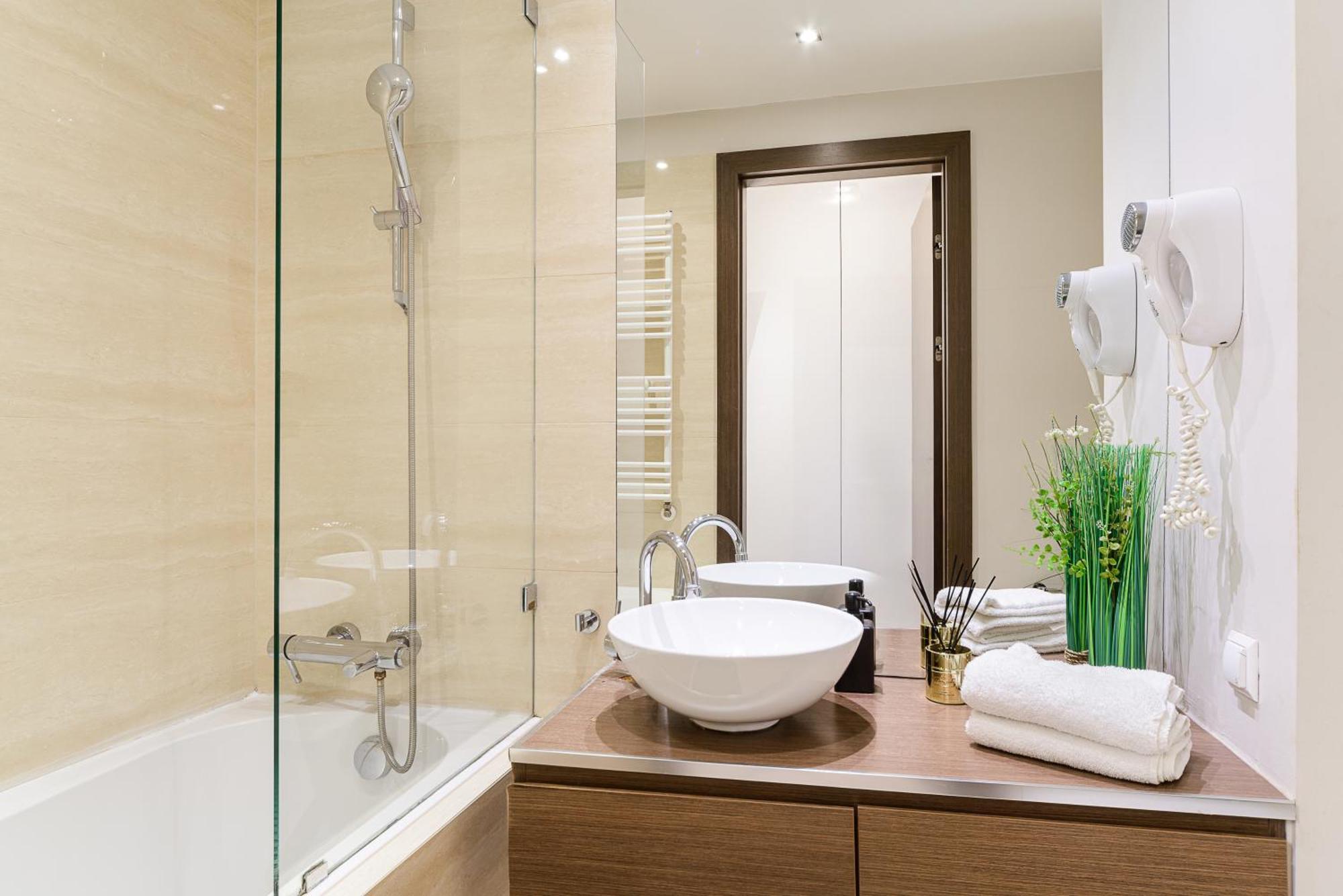 Luxury Apartments In Platinum Tower วอร์ซอ ภายนอก รูปภาพ