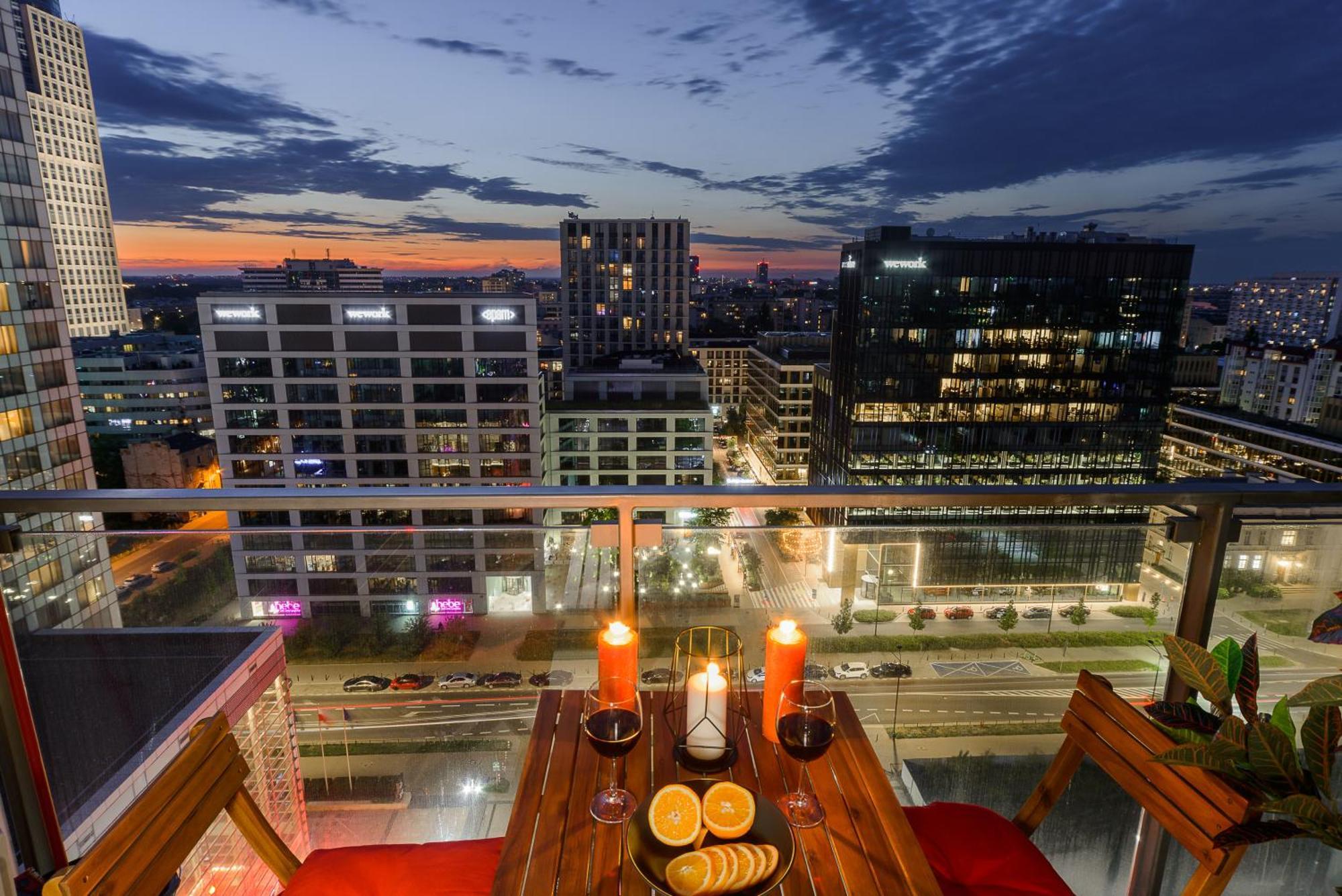 Luxury Apartments In Platinum Tower วอร์ซอ ภายนอก รูปภาพ