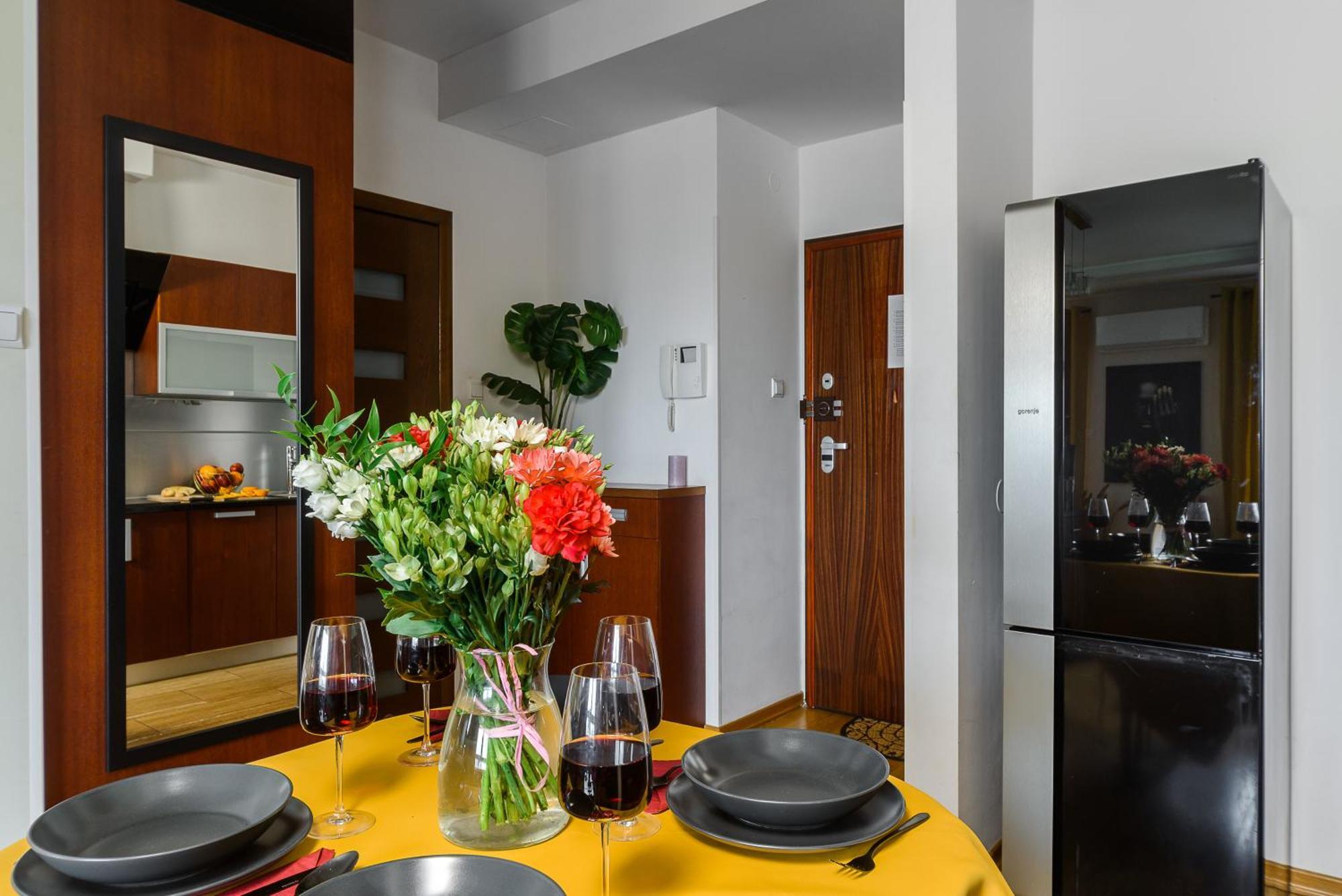 Luxury Apartments In Platinum Tower วอร์ซอ ภายนอก รูปภาพ